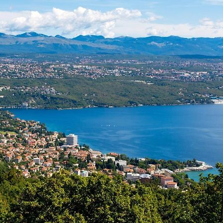 Altamar Seaview Opatija Apartman Kültér fotó