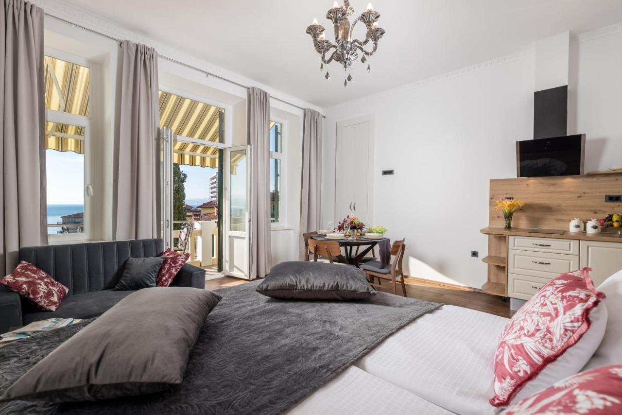 Altamar Seaview Opatija Apartman Kültér fotó