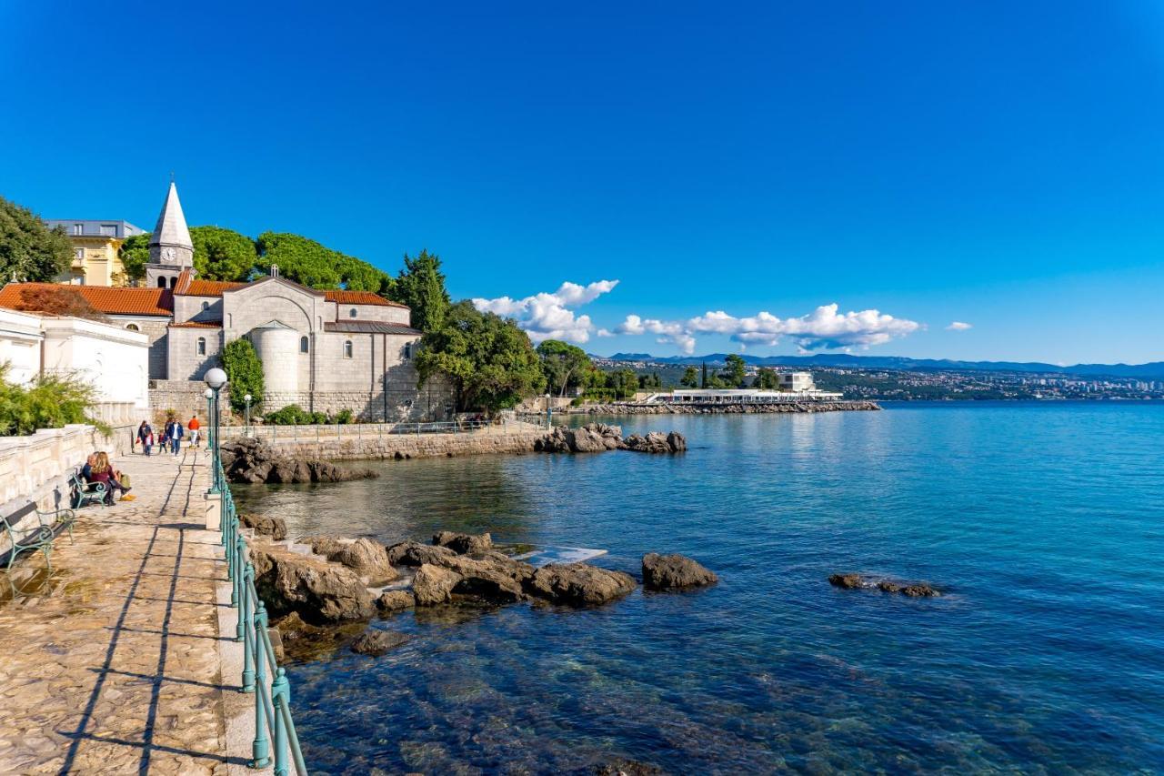 Altamar Seaview Opatija Apartman Kültér fotó