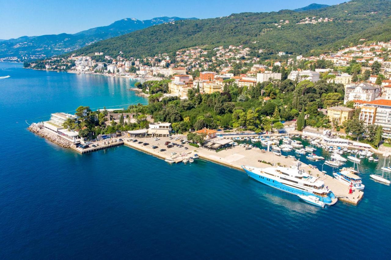 Altamar Seaview Opatija Apartman Kültér fotó